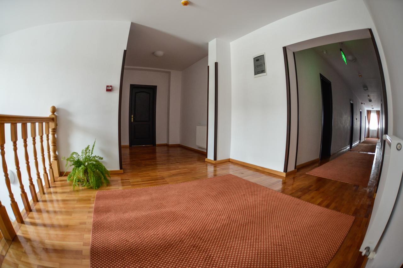 Hotel Posada Râmnicu Vâlcea Extérieur photo