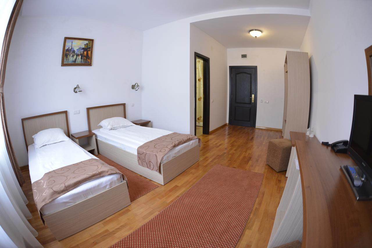 Hotel Posada Râmnicu Vâlcea Extérieur photo