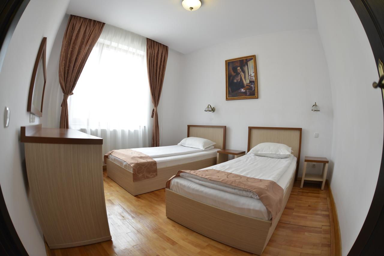 Hotel Posada Râmnicu Vâlcea Extérieur photo